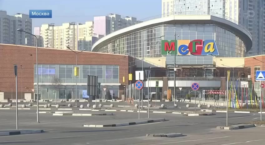 Прямо сейчас на Первом транслируется какой-то странный выпуск новостей
