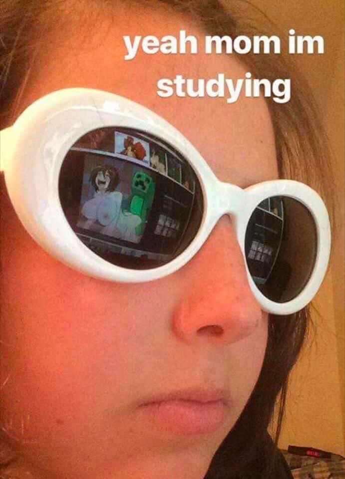 yeah mom studying