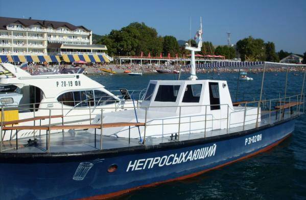 ⚡️В Сеть слили фото нового катера Медведева