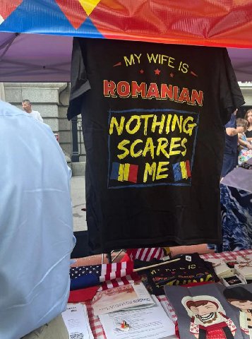i a NOTHING SCARES ШМЕЛ 1 LAS a