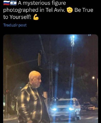A mysterious figure photographed in Tel Aviv. Be True to Yourself! Traduzir post a4
