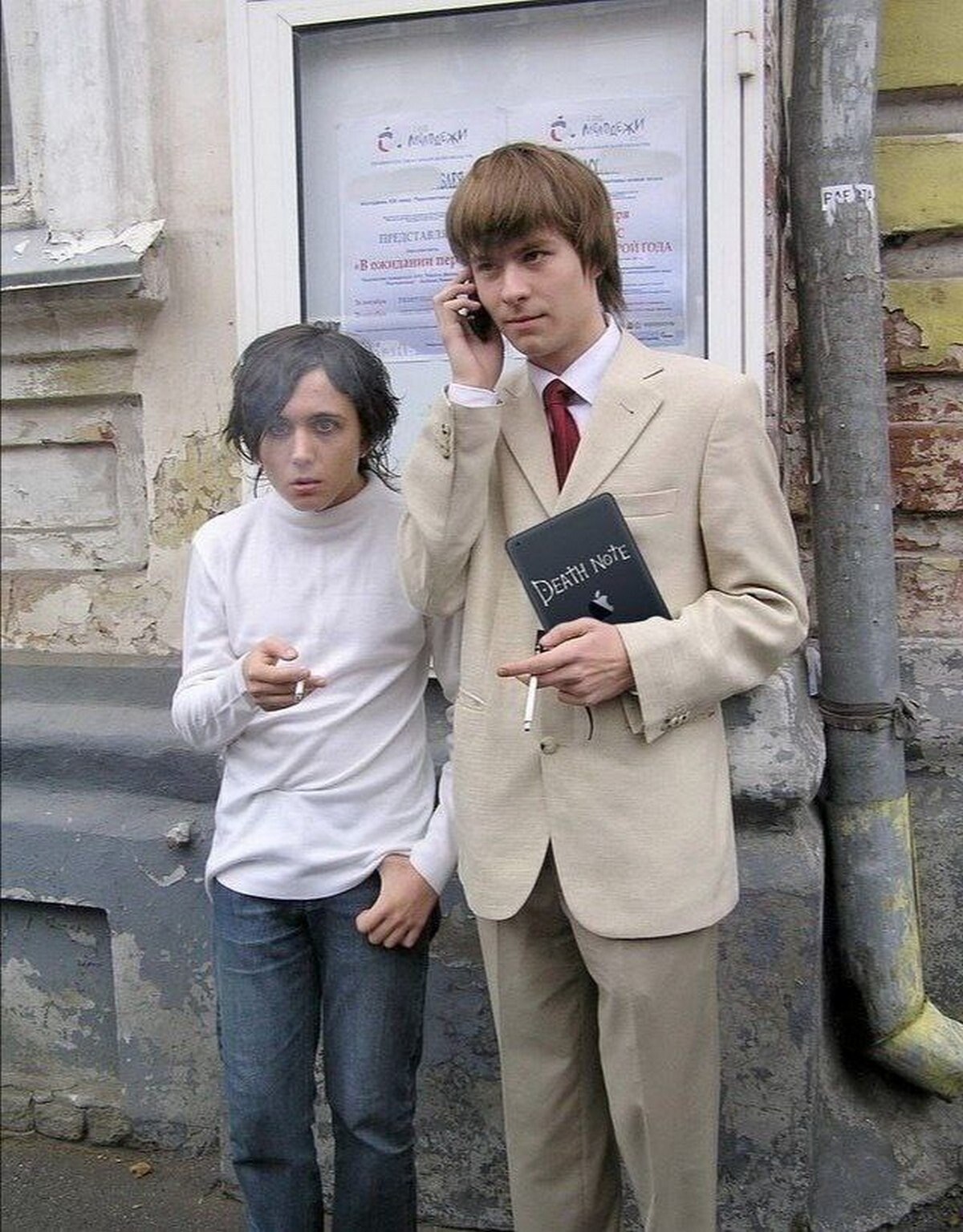 2 8 и A