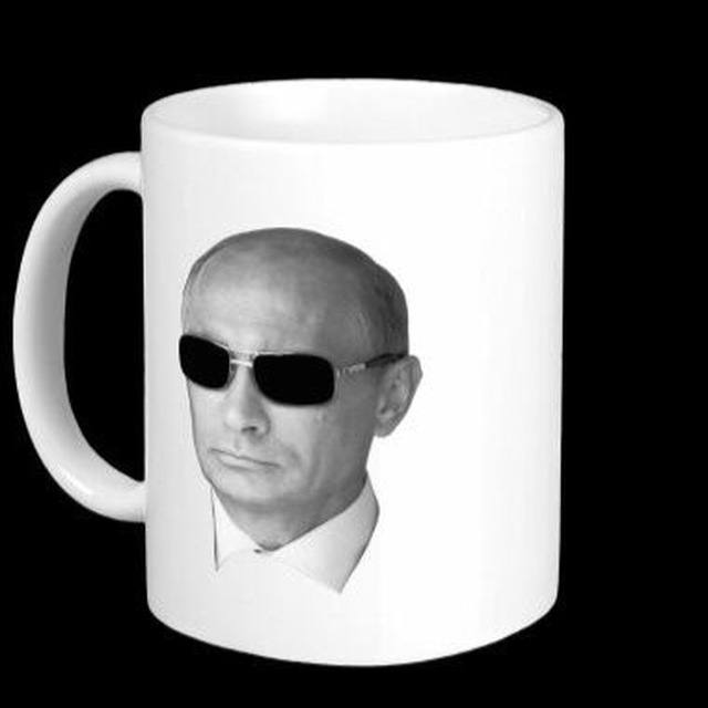 это подборка каналов-друзей моего канала. Откуда мемы я репосчу, потому что у нас в картельчике схожее чувство юмора:

🦍 Угарнейший канал — админ постит своё дерьмо только если ирл заржал в голос. Даж