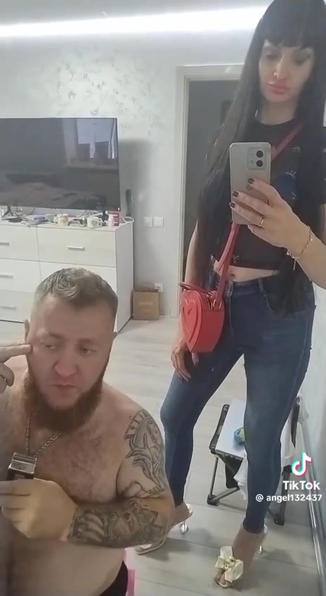 1 у и A у В fof TikTok angelt32437