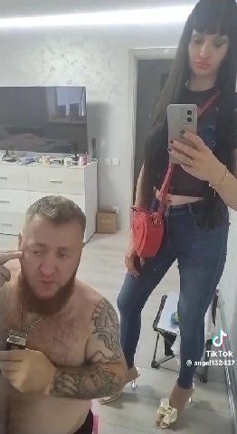 1 у и A у В fof TikTok angelt32437