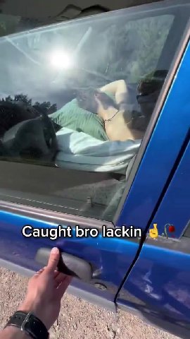 Caught'bro lackin (ae Eaughtibro lackin