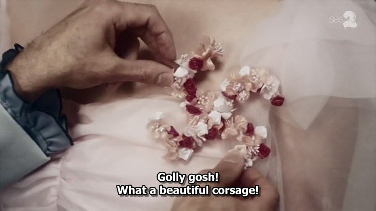 Golly gosh! What.a beautiful corsage!