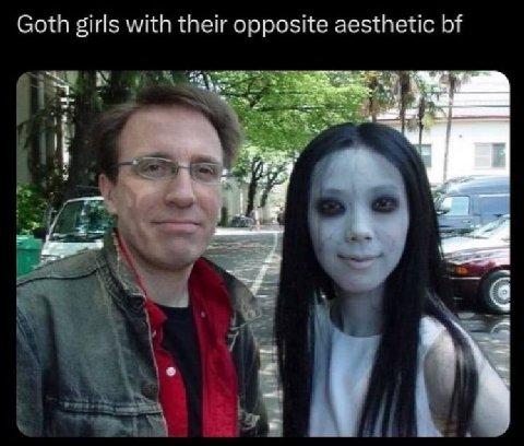 Goth girls with their opposite aesthetic