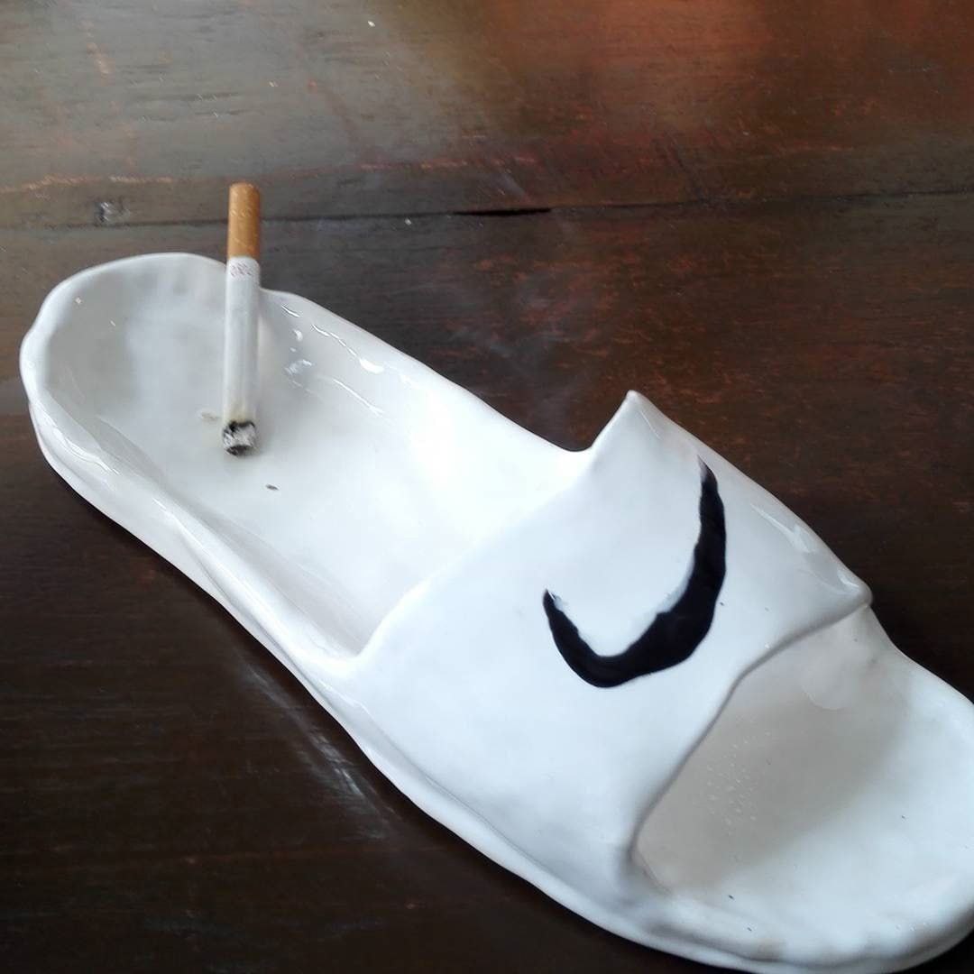 у