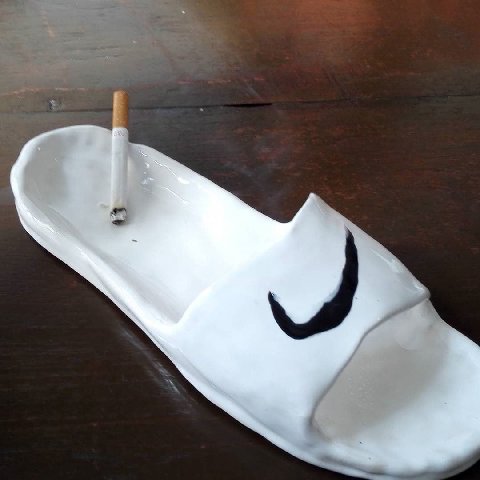 у