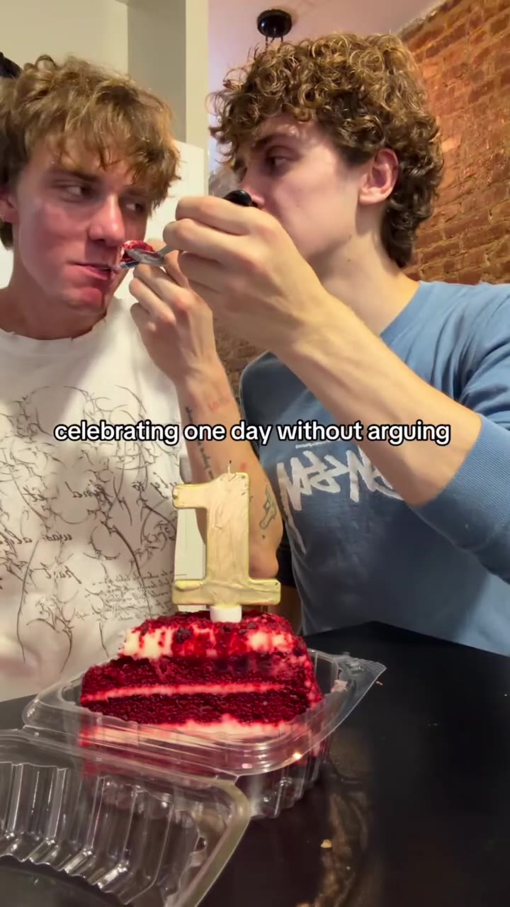 ‘ oelsareting day without'arguing oe celebratingjonelday, withoutiarguing