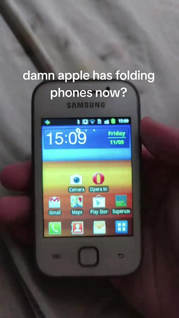 Camera) Opera М damn apple has folding