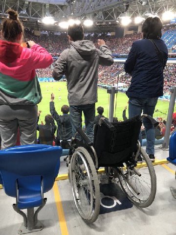 а wie 7 А: 1 be 4 1 i Я