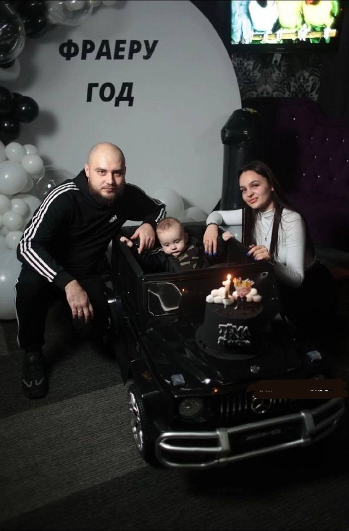 когда ты год на специальной веселой операции и твое рабочее место кабаныч обязан держать для тебя со всеми привилегиями