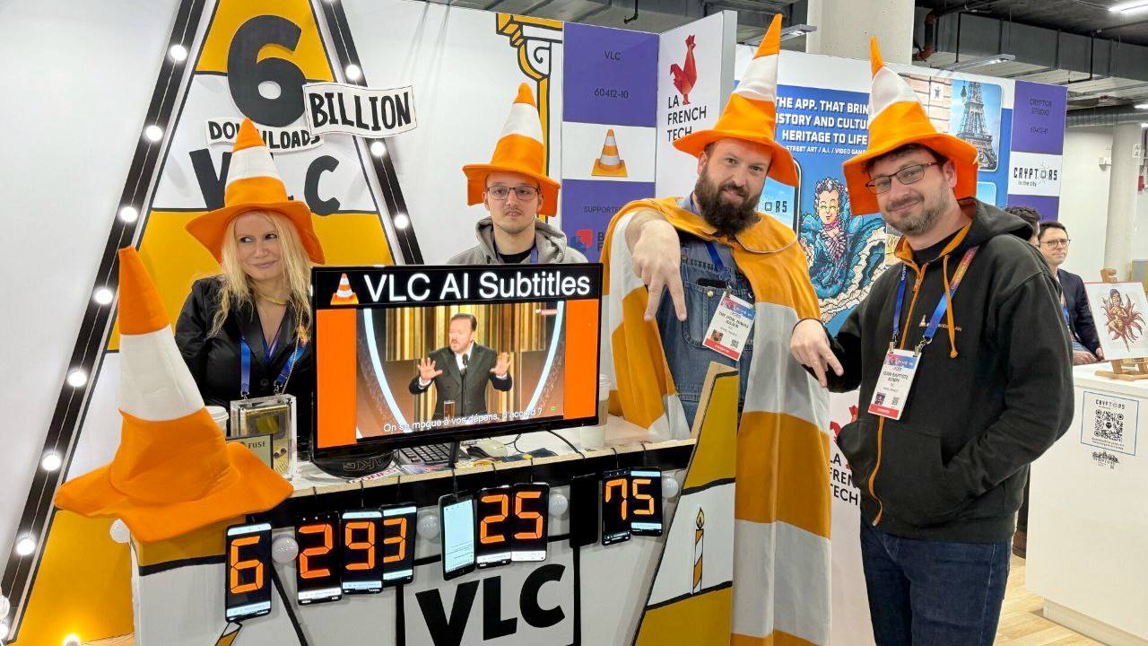 BILLION 2 hes 195 2 VLC btitles 1 4 4 “rus! 15 ЕСН