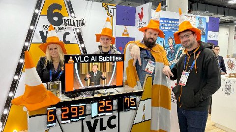 BILLION 2 hes 195 2 VLC btitles 1 4 4 “rus! 15 ЕСН