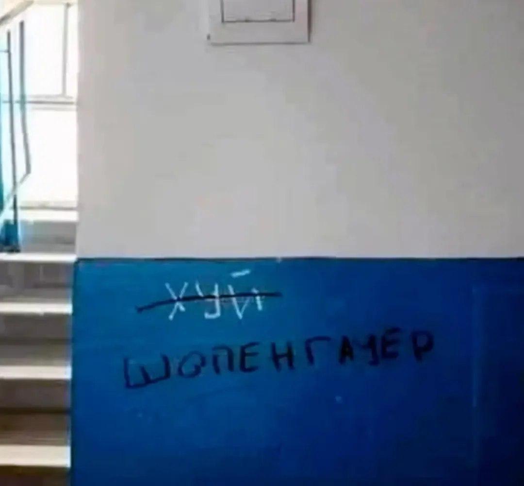 4 4