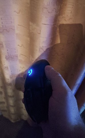 but if I connect it to pozzed by Windows 11 PC it uses.. SOME OF THEIR SETTINGS