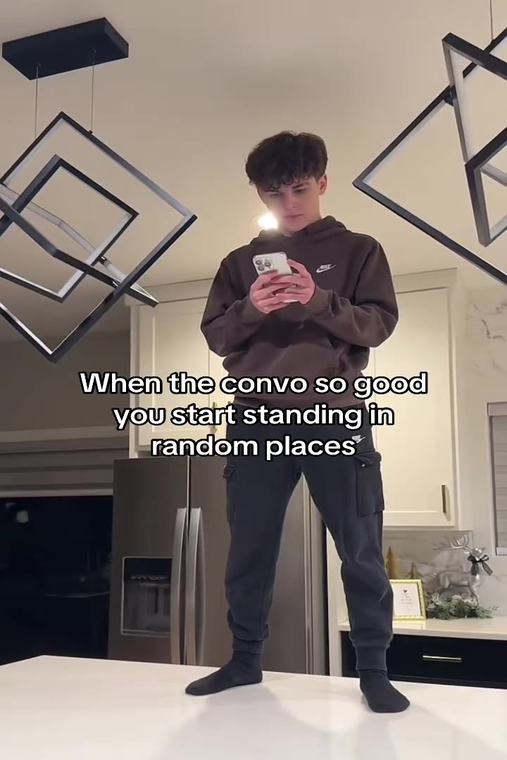 you start standingjin random places youlstart standing in т “гапаот places