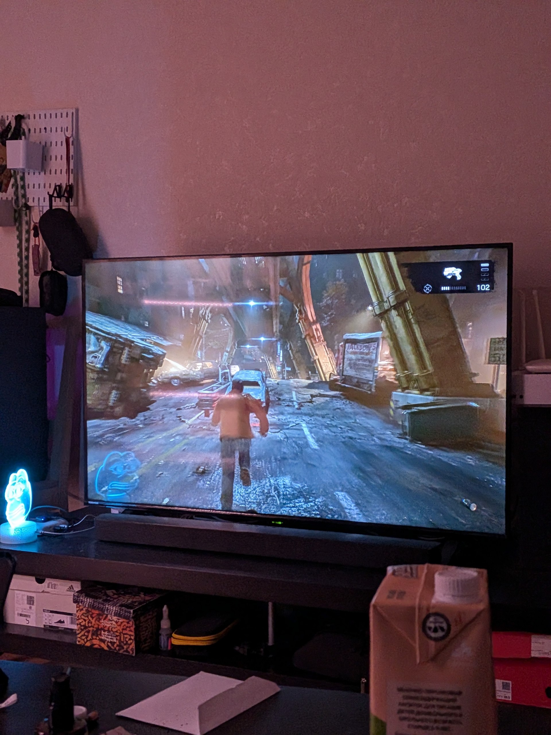 xbox шоукейс с места в карьер, сразу с геймплея нового гирсача 📞

(с начала на секунду подумал, что ремейк третьего фоллача)