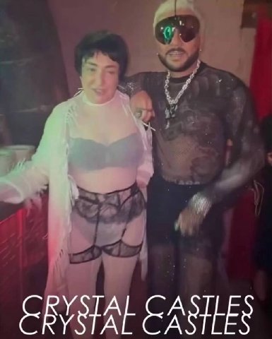 CRYSTAL CASTLES