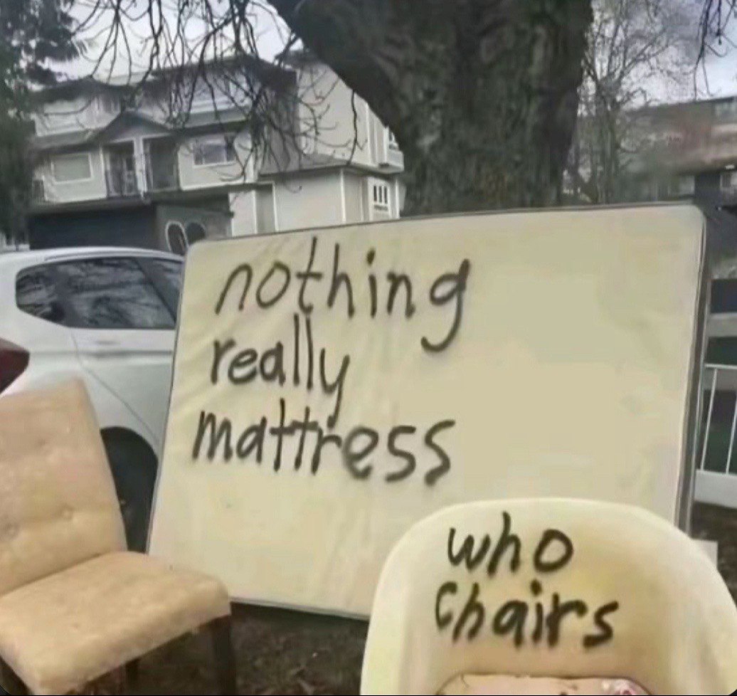 hing rea! WhO Chairs