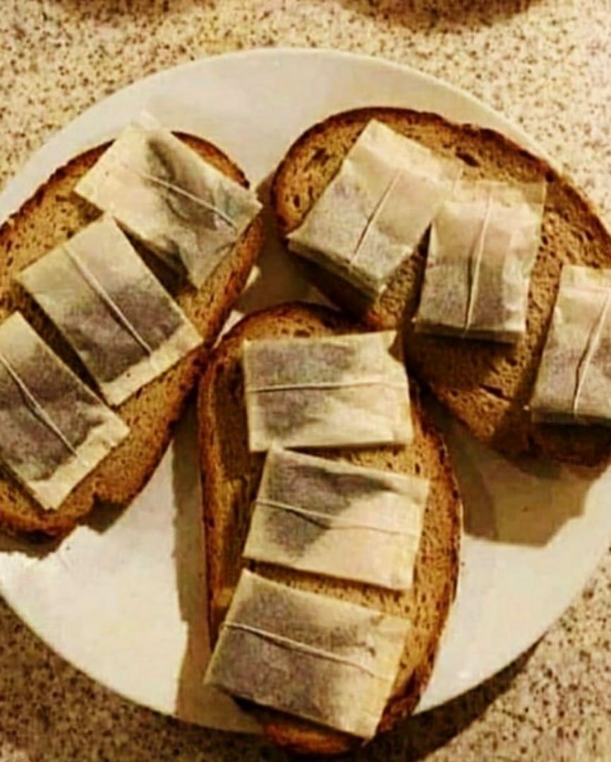Бутеры с чаем.