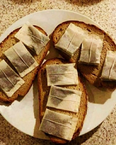 Бутеры с чаем.