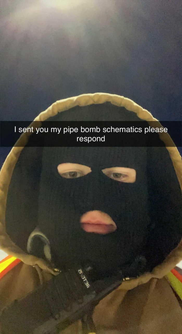 sent you my pipe bomb schematics please respond 4