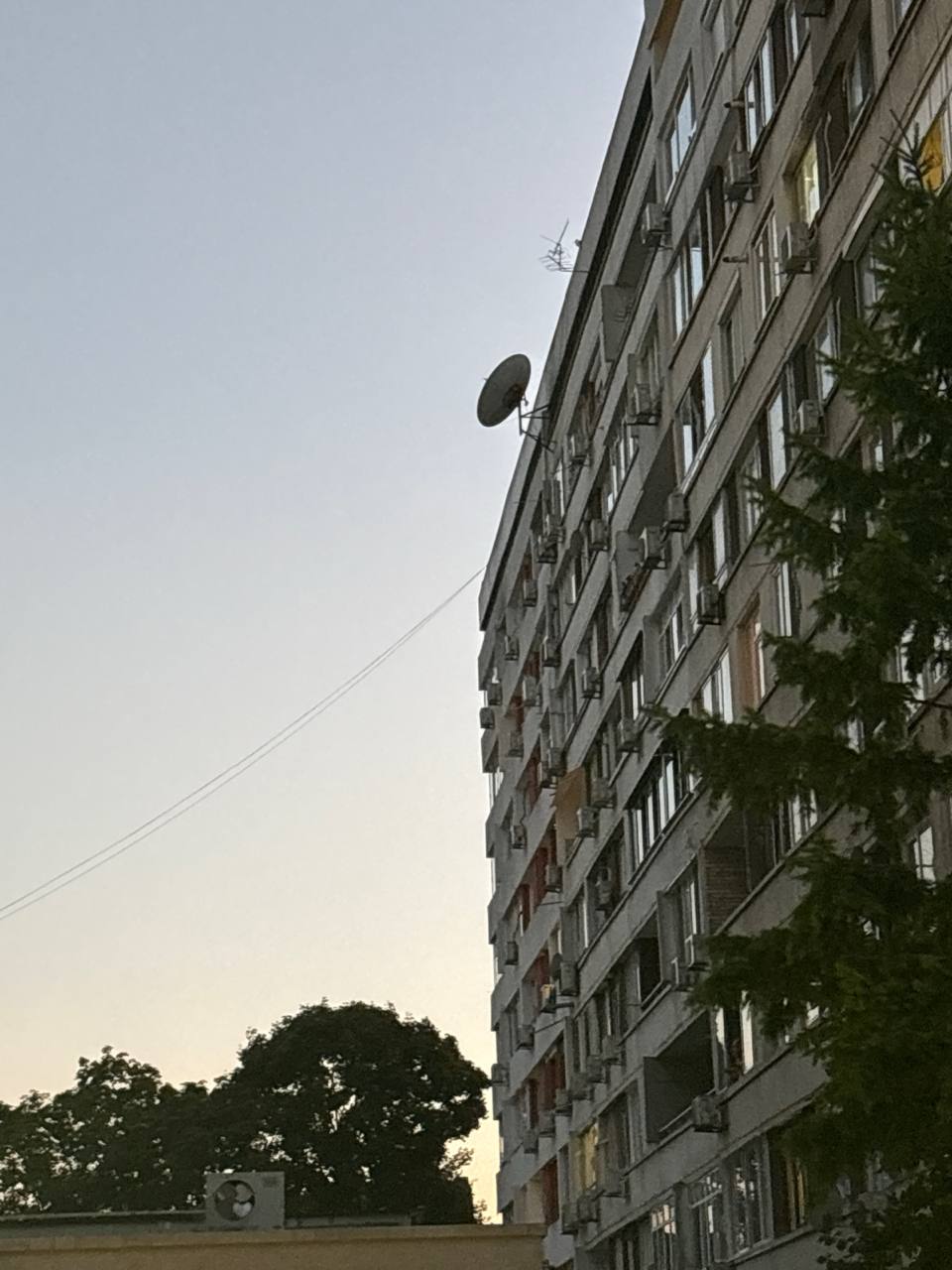 лол тут на хатах ёбнутых размеров тарелки встречаю