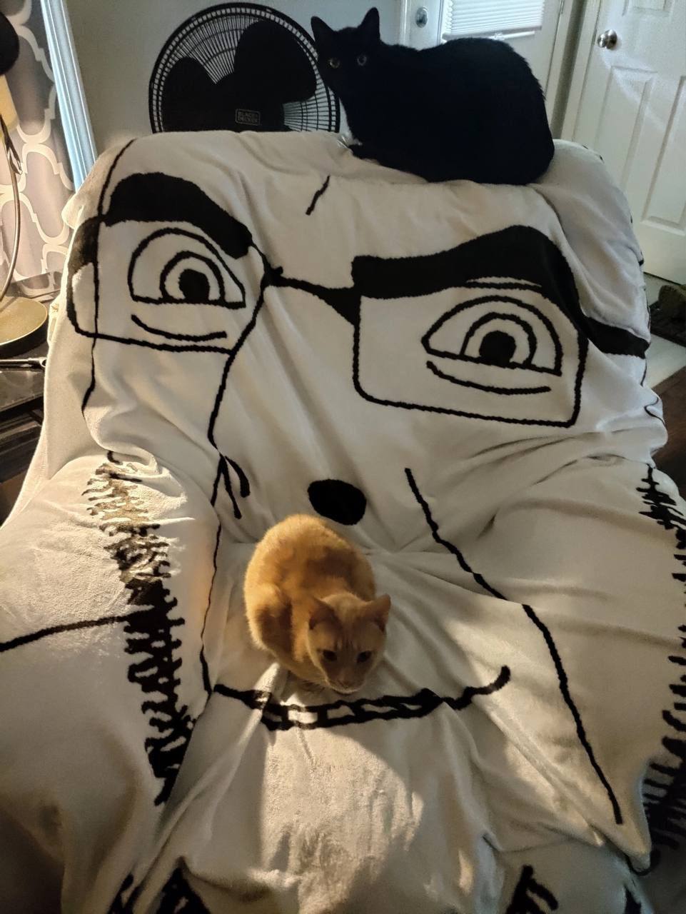 я А