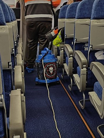 и a 7 7 7 1 у