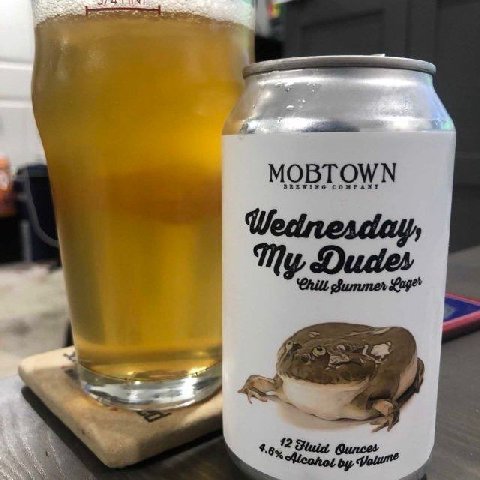 A MOBTOWN Wednesday, My Dudes у Chill Summer Lag”