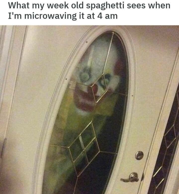 What my week old spaghetti sees when microwaving it at 4