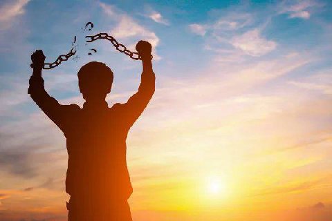 понял, что никогда не куплю квартиру и можно спокойно сливать бабки на всякую фигню