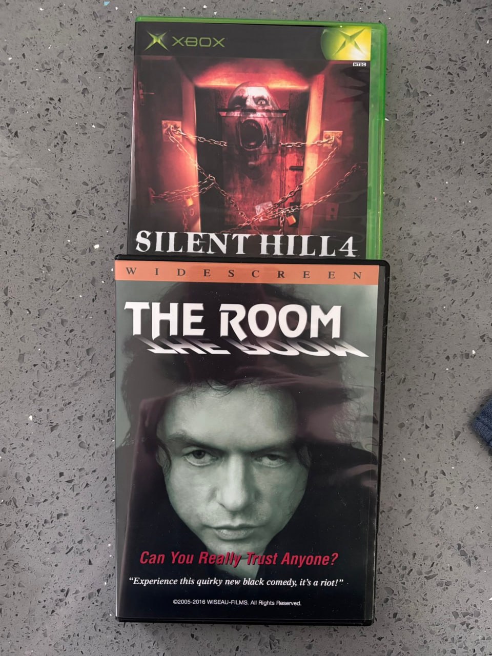 xe0x Reh 4 4 и 2 28 5 SILENT HILL4 в в 4 я 7 5 5 А. у vane? “Experience this quirky new black comedy, it’s a riot!” в. 200 2016 A 2