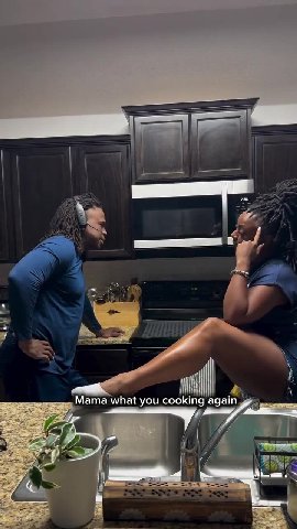 AFTER CRASHING EARLIER ee What the hell is you doing yy meses pueemeses Mama what you cooking again 9 se
