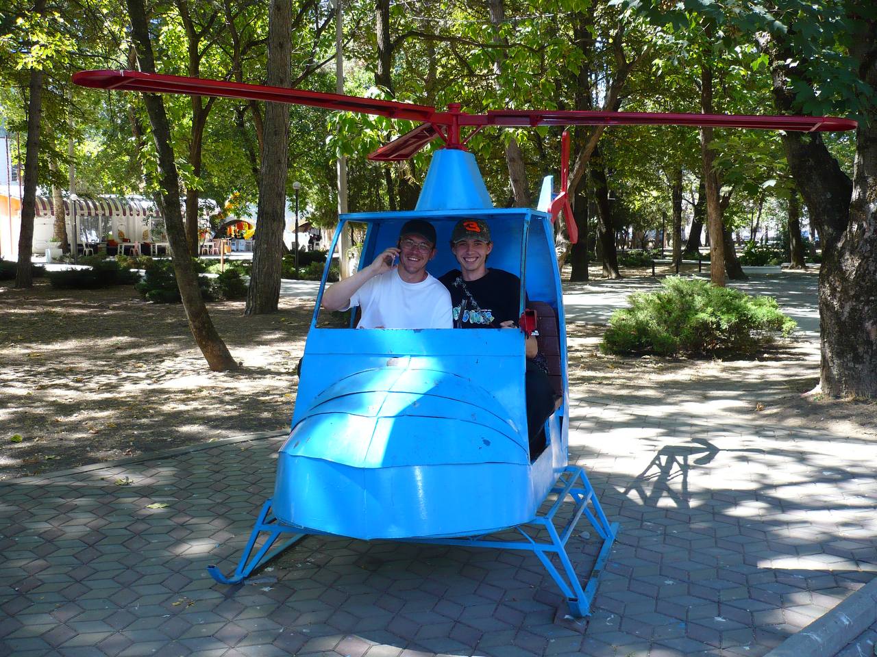 4 a 4 у. 3