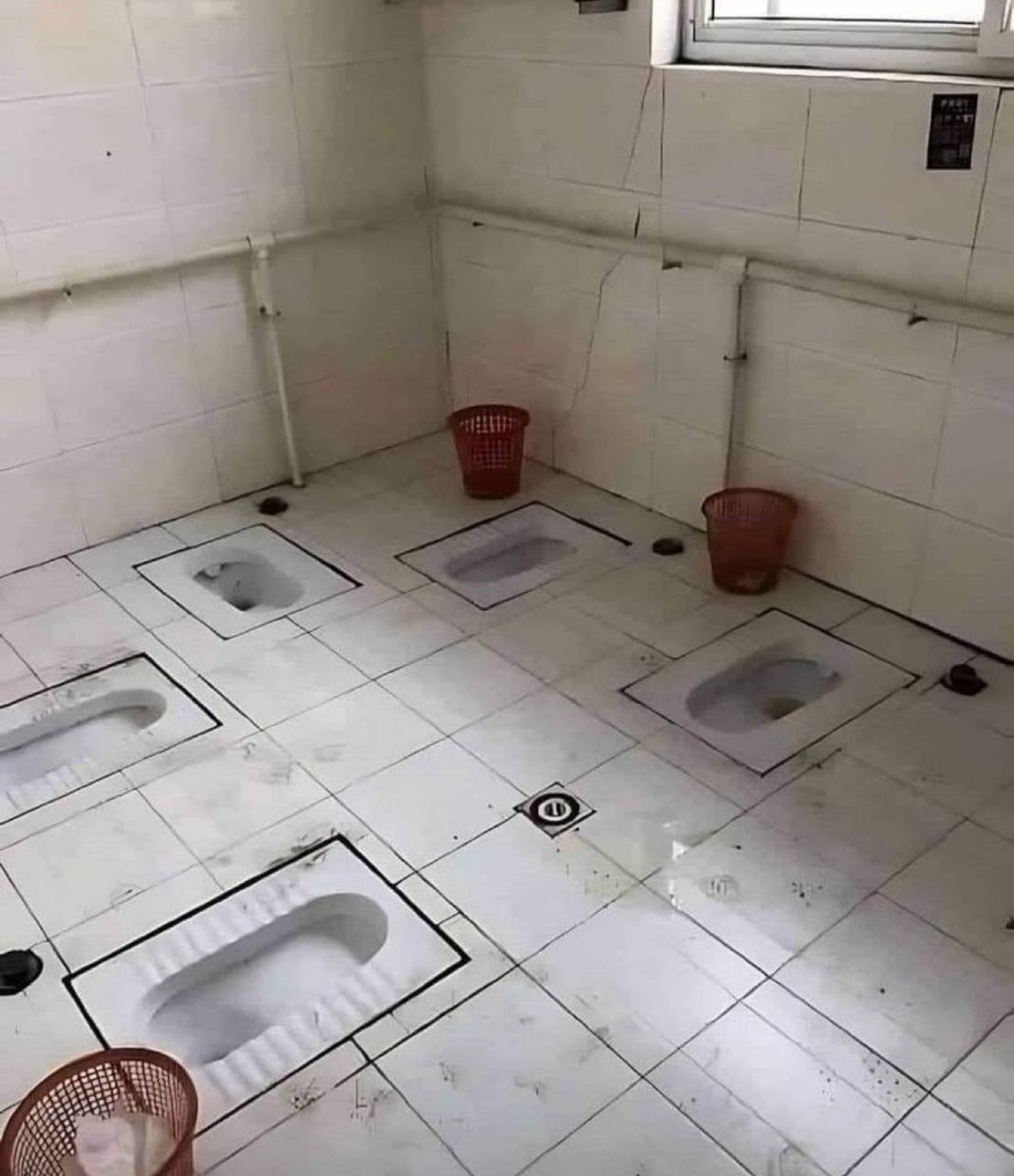 Комната для постинга kek inside
