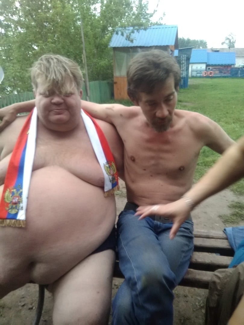 администрация кекельбана поздравляет всех с днем России хоть и с опозданием