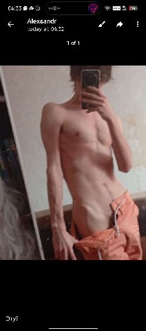 У нас дома представитель балансиаги который говорит, что Санек не модель вообще для всего этого (дайте газа для Санька)