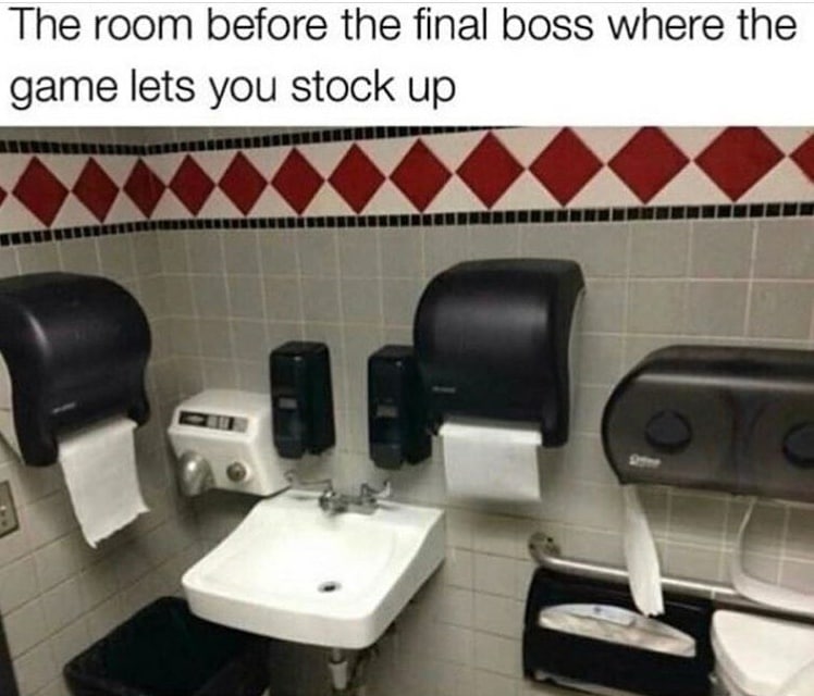 The room before the final boss where the game lets you stock up и