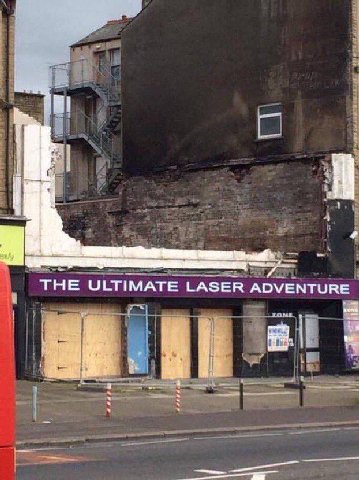 THE ULTIMATE LASER ADVENTURE
