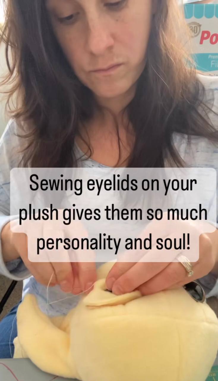 sewing evelids on your plush gives them so much personality and soul! и