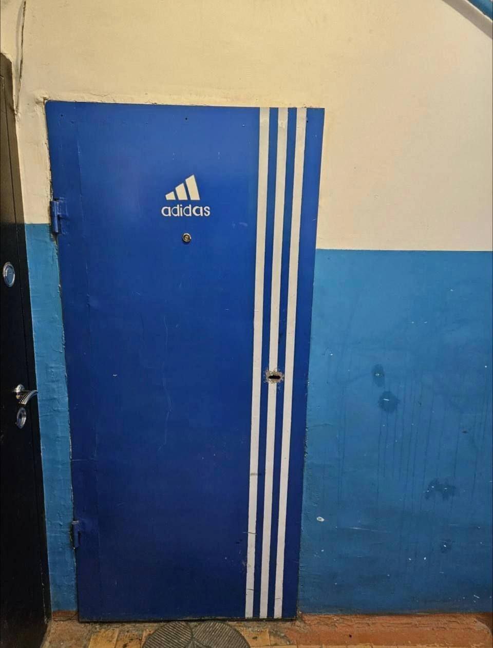 att adidas a 9 4 у