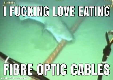 FUCKING LOVE EATING А