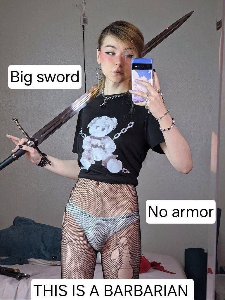 4 Big sword 7 i У у RRS No armor att IS A BARBARIAN