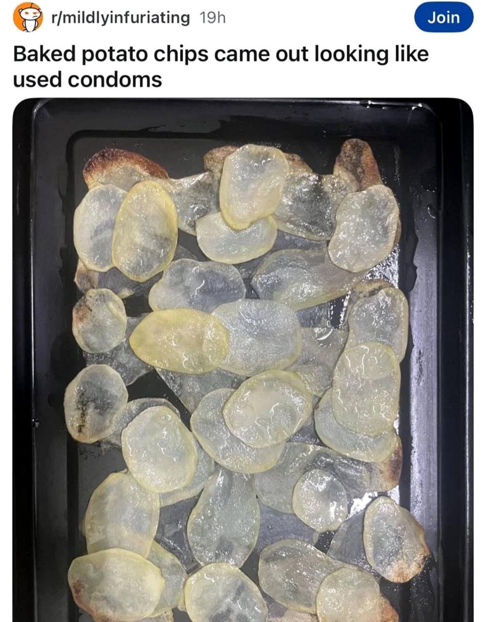 r/mildlyinfuriating Baked potato chips came out looking like used condoms 4