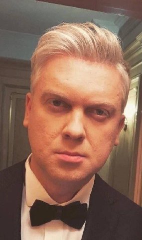 Молодой Дэвид Линч во время съёмок первого сезона легендарного сериала Твин Пикс, 1990 год.