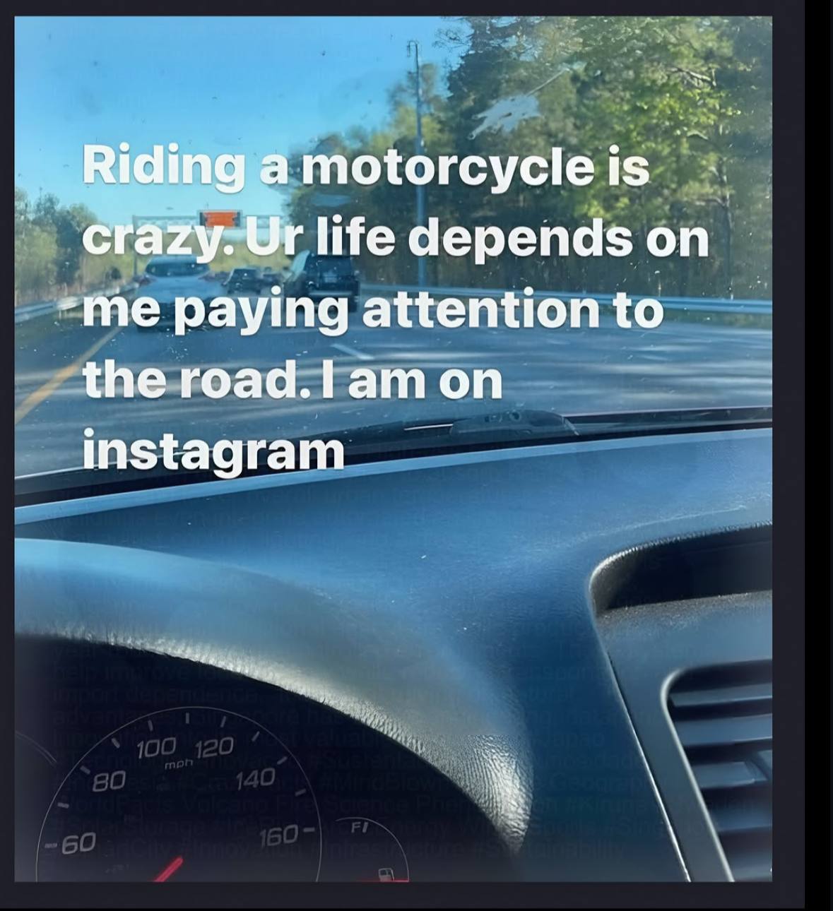 Riding а motorcycle is crazy-Ur life depends on paying attention to the гоаа. on instagram